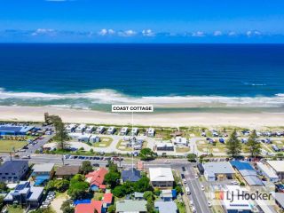 Beachfront Coast Cottage Guest house, Kingscliff - 2