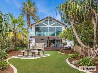 Beachfront on She Oak Guest house, Casuarina - 1