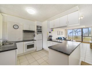 Beachpark 9, 9/58 Pacific Drive Apartment, Port Macquarie - 3