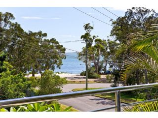 Beachside Haven - Your Perfect Oasis Home Guest house, Nelson Bay - 2