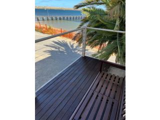 Beachside & Jetty View Apartment 7 - Sea Eagle Nest Apartment Apartment, Streaky Bay - 4