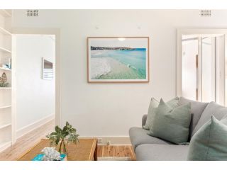 Beachside Living in Modern 2 bedroom Apartment Apartment, Sydney - 5