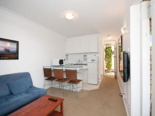 'Beachside' Shoal Bay, Unit 2 Apartment, Nelson Bay - 3