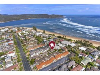 Beachside Villa Ettalong Beach Villa, Ettalong Beach - 1