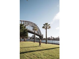 Beautiful 2-Bed Unit In Incredible Location Apartment, Sydney - 4