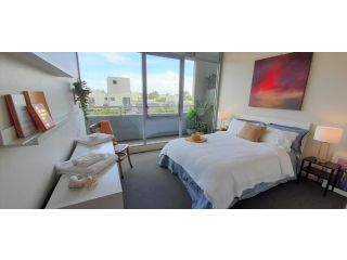 beautiful apartment 100mts near the beach in Port Melbourne Apartment, Melbourne - 2