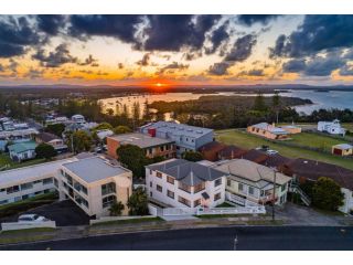 Bella Bay 4 Bedroom Home Guest house, Yamba - 5