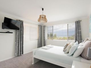 Bella Blu Beach House Jervis Bay Rentals Guest house, Vincentia - 5