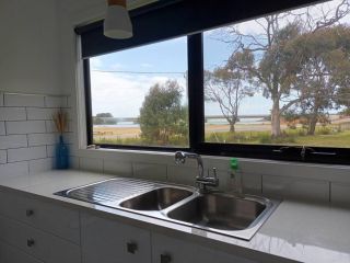 Bella Blue - Scamander River Stay Guest house, Scamander - 1