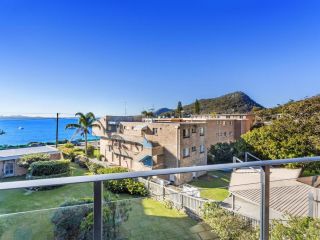 Bella Vista, Unit 20/19 Shoal Bay Road Apartment, Shoal Bay - 2