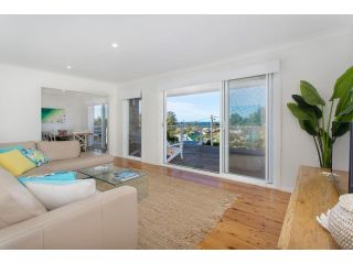 BELVEDERE HOUSE BY THE BEACH Kiama 4pm Check Out Sundays except Peak season Guest house, Kiama - 3