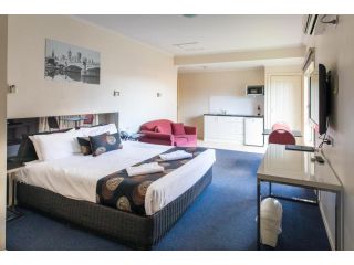 Best Western Mill Park Motor Inn Hotel, Victoria - 2