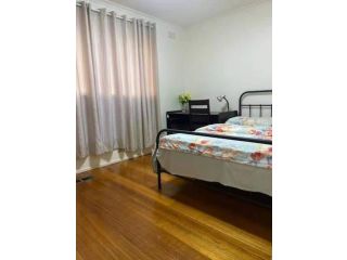 åˆ«å¢…è¿‘å¤§å­¦è¿‘è½¨é“äº¤é€šå¤§åºŠè¶…å¤§æˆ¿é—´A Large room with Japanese bed Guest house, Melbourne - 3