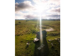 Altitude - A Tiny House Experience in a Goat Farm Guest house, Victoria - 2