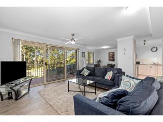 Perfect Location Near Collers Beach Apartment, Mollymook - 4