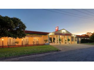 Bishops Lodge Narrandera Hotel, Narrandera - 2