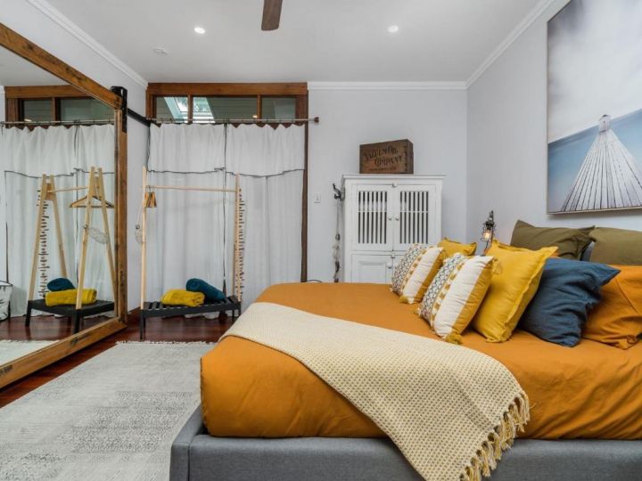 Black Beauty Studio Apartment, Bangalow - imaginea 16