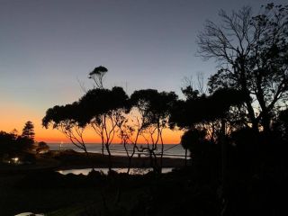 BLISSFUL BEACHSIDE STAY / STANWELL PARK Guest house, New South Wales - 1