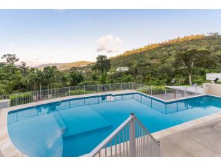 Blue Sky Views Apartment, Airlie Beach - 4