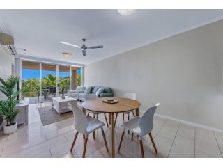 Blue Sky Views Apartment, Airlie Beach - 2