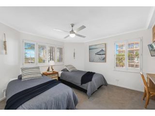 Blue Vista - luxury beachfront apartment Apartment, Port Macquarie - 4