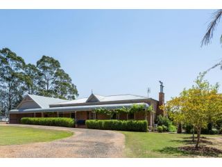 Bluebush Estate Chalet, Lovedale - 1