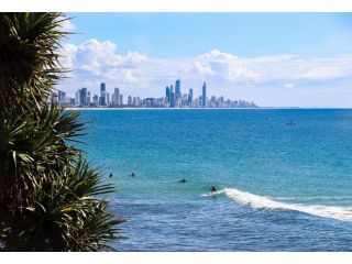 Boutique 2BR Apartment 100m to the Beach with Pool Apartment, Gold Coast - 3