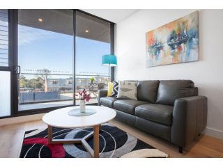 BOUTIQUE STAYS - Hampton Hub Apartment, Melbourne - 2