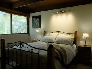 Braeside Bliss Guest house, Victoria - 5