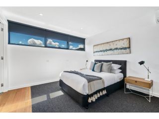 Convenient Beachside Studio Apartment Apartment, Melbourne - 2