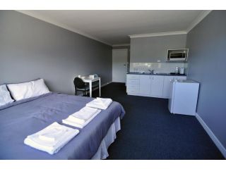 Bribie Island Square Bed and breakfast, Bongaree - 2
