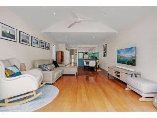 Bright modern home in great location close to City Guest house, Sydney - 2