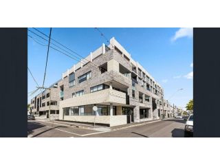 Bright Terrace Unit Next to Chapel St Dining Apartment, Melbourne - 4