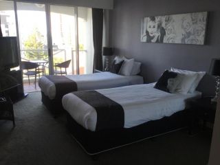 Broadbeach Holiday Apartments Aparthotel, Gold Coast - 2