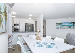 Broadbeach Victoria Square Apartment, Gold Coast - 3