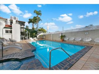 Broadbeach, Stylish Apartment Close To everything Apartment, Gold Coast - 1