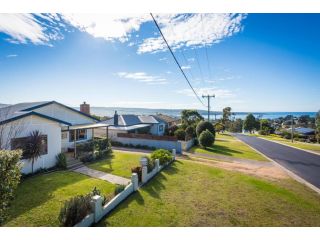 Bungo Beach house - Pet Friendly home Guest house, Eden - 3