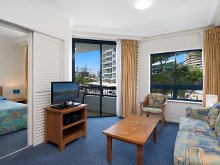 Calypso Plaza Resort Unit 146 - Central Coolangatta Beachfront location Apartment, Gold Coast - 1