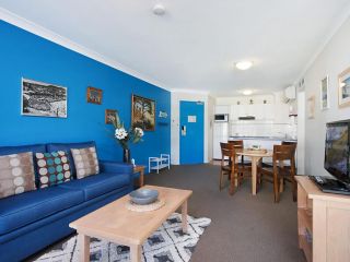 Calypso Plaza Resort Unit 217 - Central Coolangatta beachfront location Apartment, Gold Coast - 4