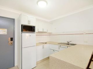 Calypso Plaza Resort Unit 238 - Right in the heart of Coolangatta Apartment, Gold Coast - 1