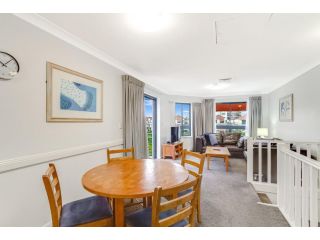 Calypso Plaza Resort Unit 459 - Penthouse style apartment Apartment, Gold Coast - 3