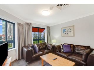 Calypso Plaza Resort Unit 459 - Penthouse style apartment Apartment, Gold Coast - 4