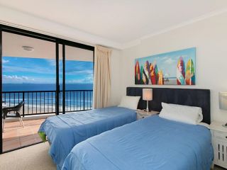 Calypso Tower Unit 1603 - Beachfront and Stunning ocean views Apartment, Gold Coast - 5