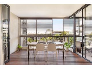 Stylish 1 bdrm Camperdown - Car park, Gym & Pool Apartment, Sydney - 4