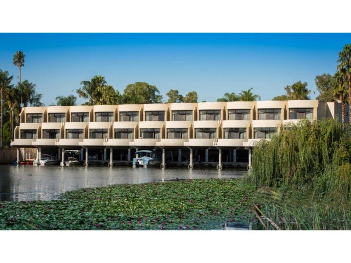 Capri Waters Country Club Hotel, Mulwala - imaginea 2