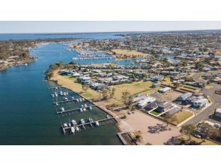 Captains Hideaway - Jetty Berth and Pet Friendly Guest house, Paynesville - 2