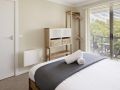 Caribou 3 - Modern & spacious with views over Lake Jindabyne Guest house, Jindabyne - thumb 9