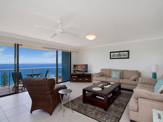 Carool Unit 25 - 10th Floor with great views from this 3 bedroom unit Apartment, Gold Coast - 1