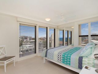 Carool Unit 25 - 10th Floor with great views from this 3 bedroom unit Apartment, Gold Coast - 5