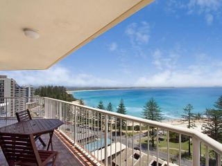 Carool Unit 25 - 10th Floor with great views from this 3 bedroom unit Apartment, Gold Coast - 2